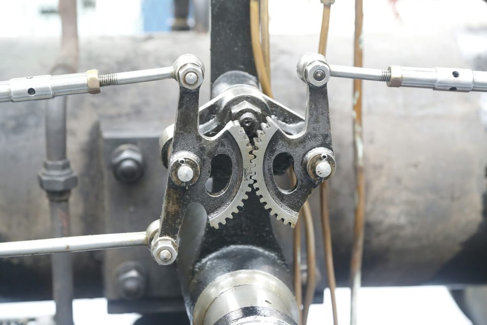 Mechanical shaft and linkage
