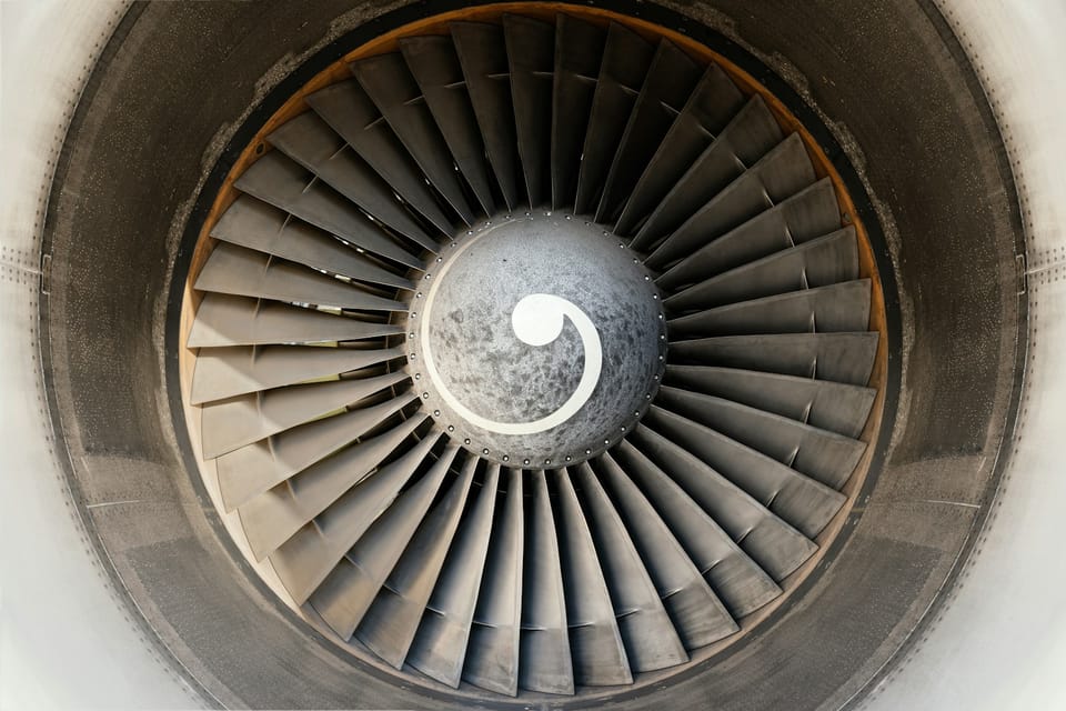 Turbine blades in a circular housing